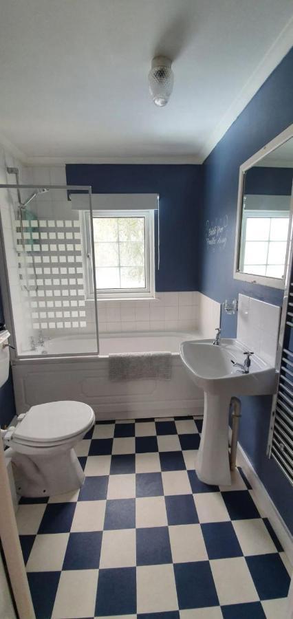 Beautiful 1 Bedroom Cottage With Courtyard. Deal Exterior foto