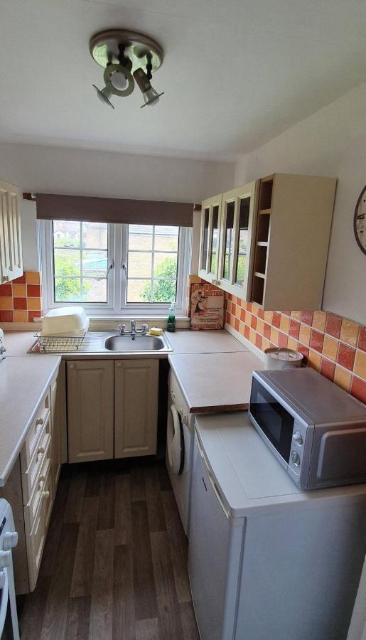 Beautiful 1 Bedroom Cottage With Courtyard. Deal Exterior foto