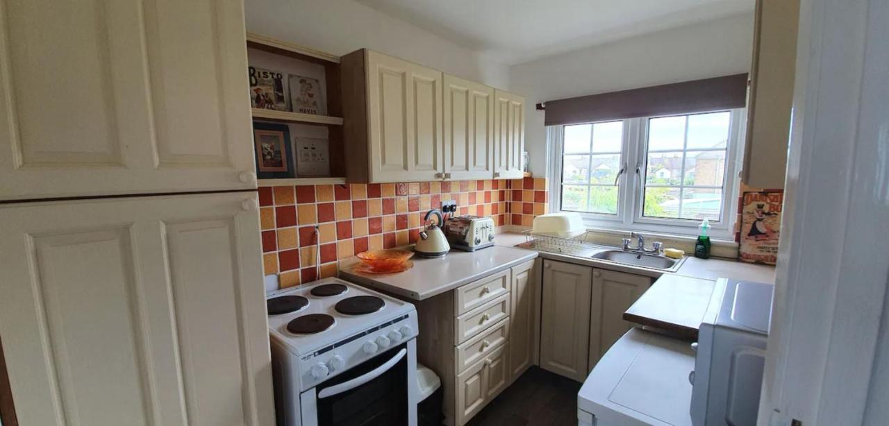 Beautiful 1 Bedroom Cottage With Courtyard. Deal Exterior foto